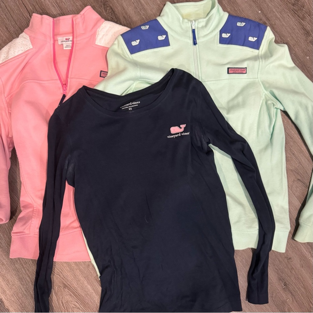 Vineyard Vines Sweatshirts and Long Sleeve Shirt